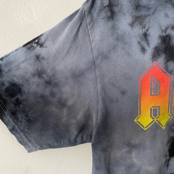 AC/DC Oversized Cropped Top Size Small - Picture 2 of 4